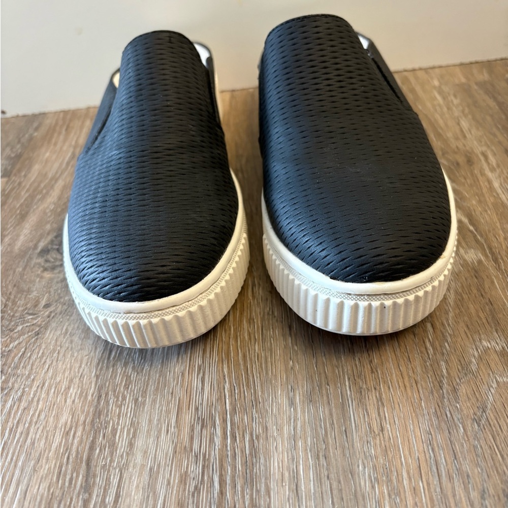 SOUL Naturalizer Tia Slip On Platform Sneaker Mule Black 6M
